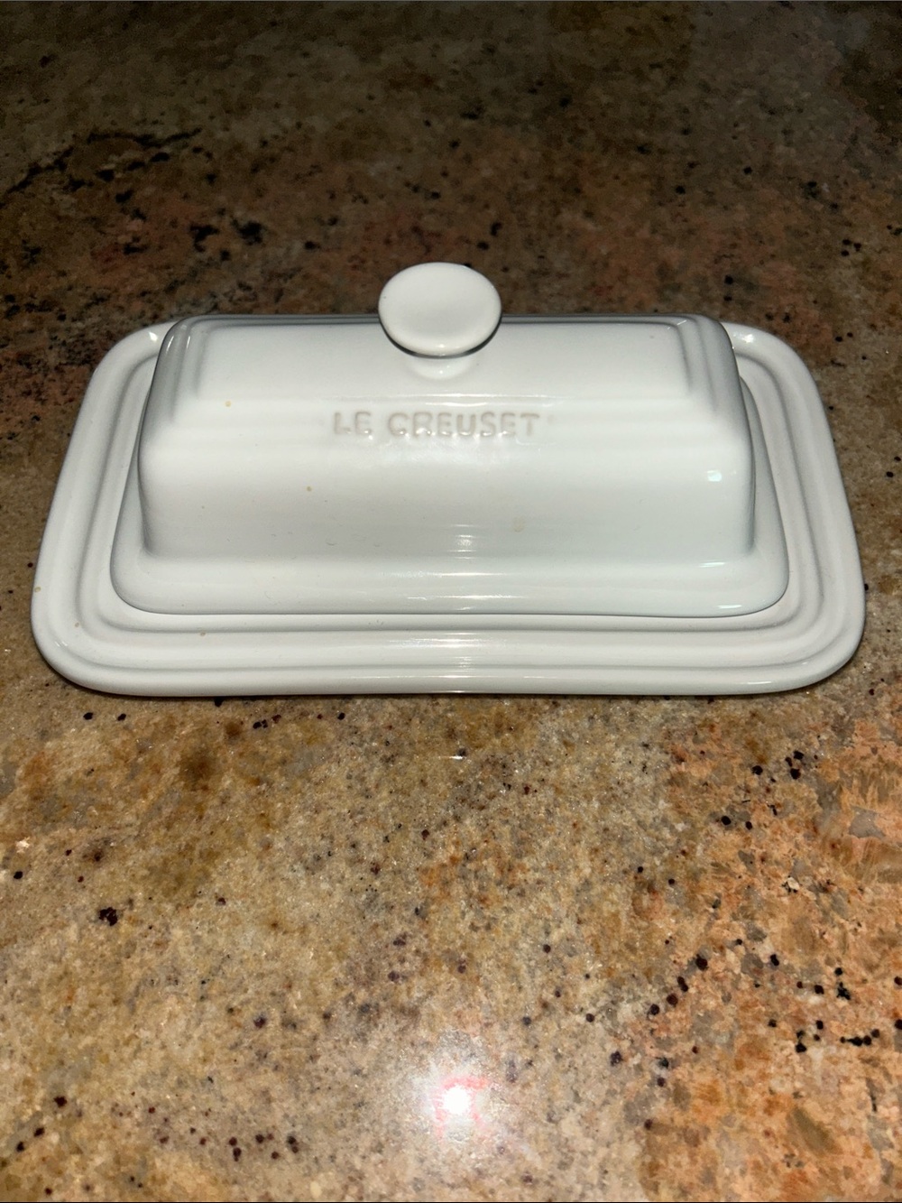 Le Creuset White Stoneware Covered Butter Dish with Knob